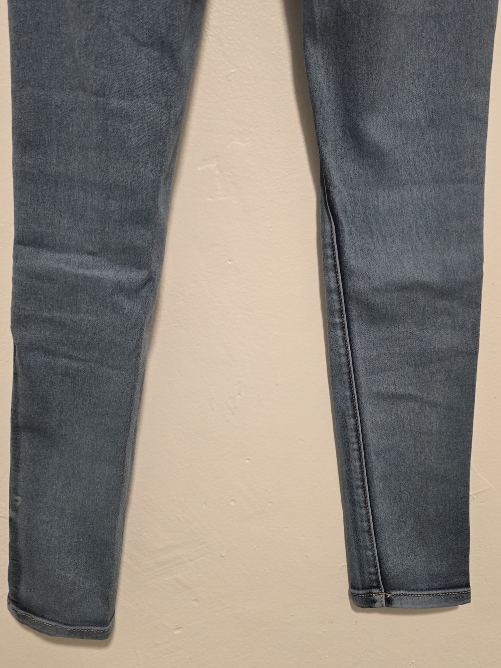 T&Y - High Rise Skinny Jeans - Picture 8 of 11